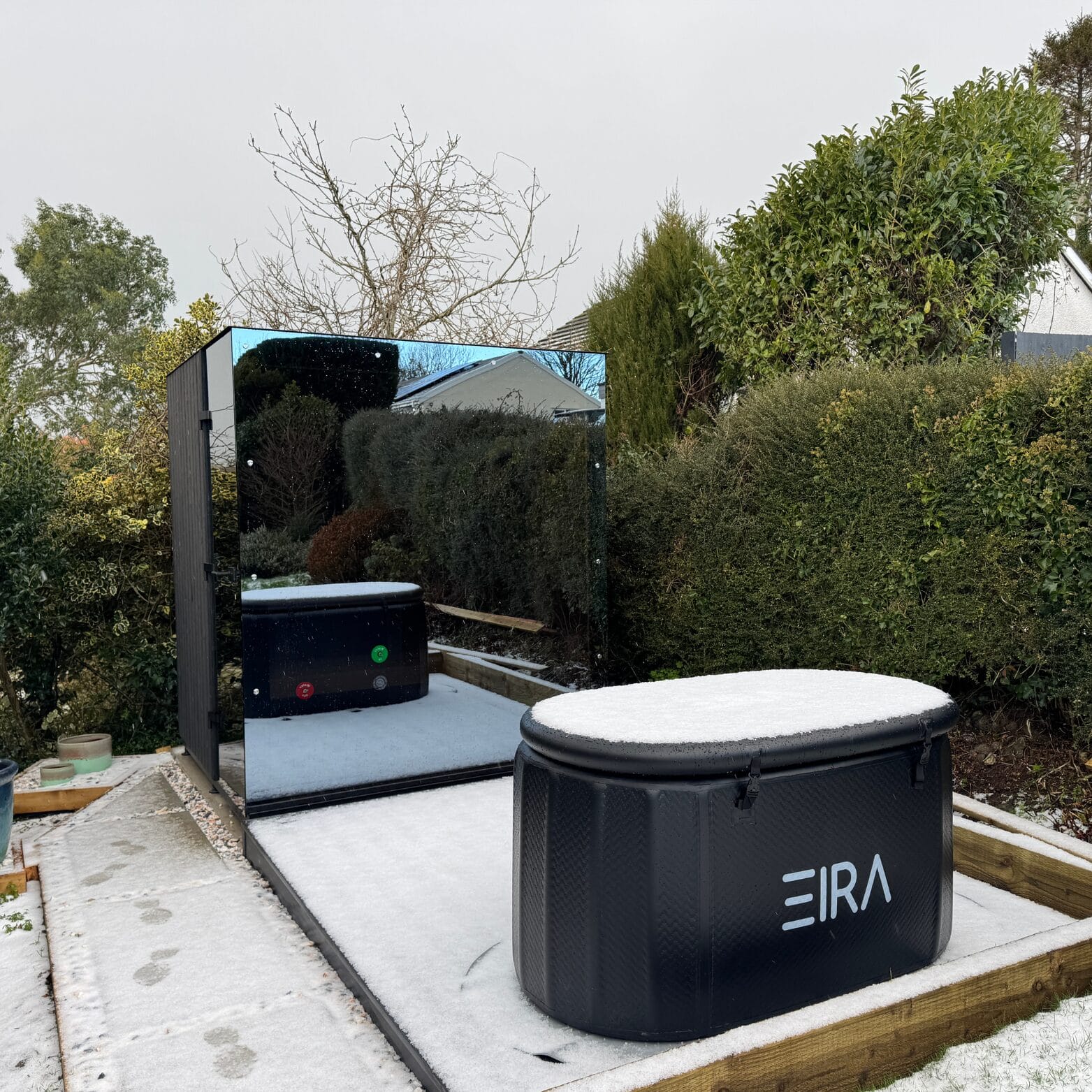 Signature 200 luxury outdoor sauna by EIRA Therapy