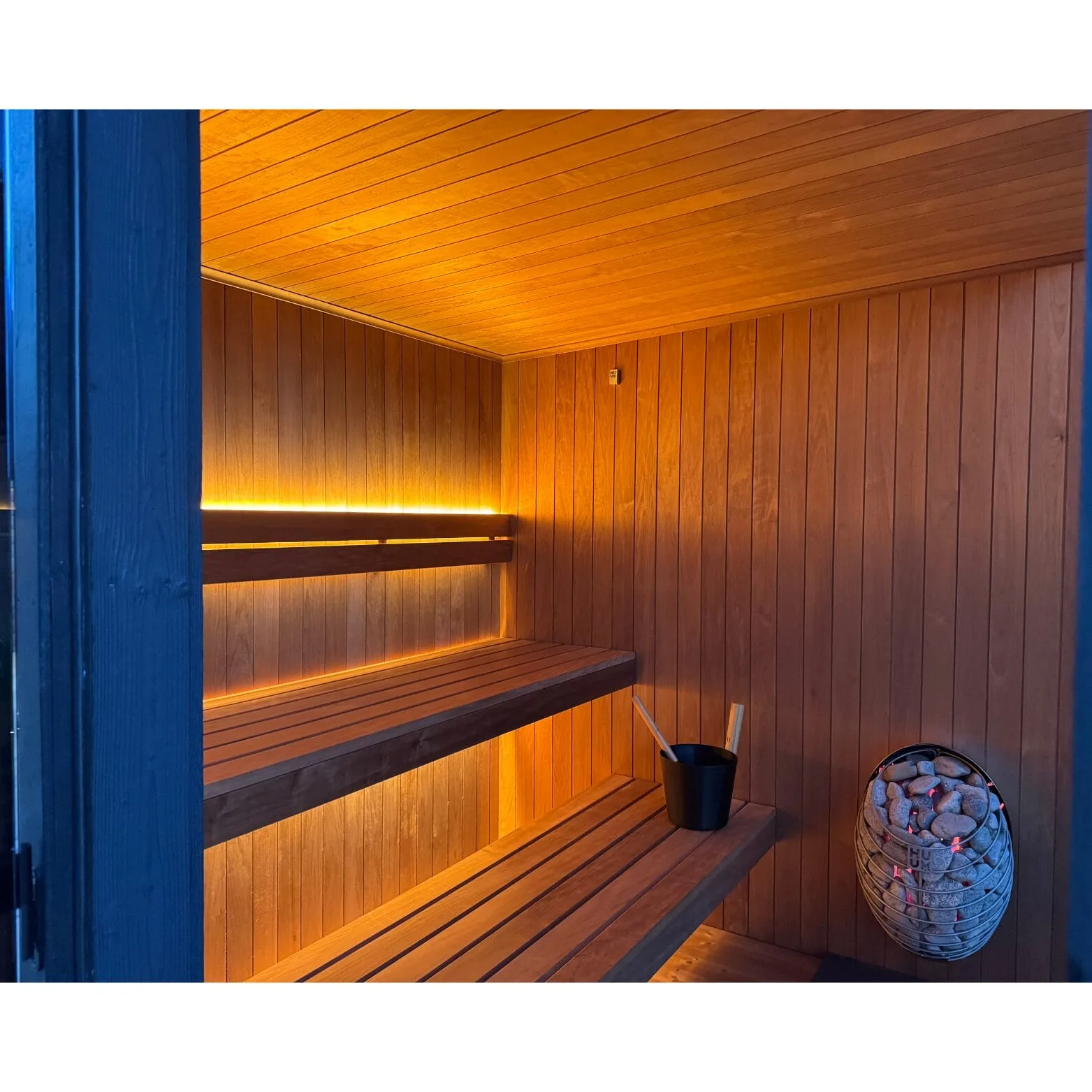 Signature 240, luxury outdoor sauna by EIRA Therapy